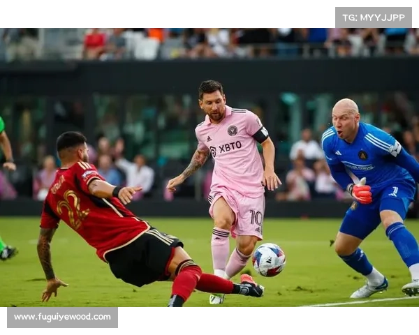 巴萨铁卫高原训练归来后的恢复方法与体能调节秘诀揭秘 巴萨铁卫高原训练归来后的恢复方法与体能调节秘诀揭秘